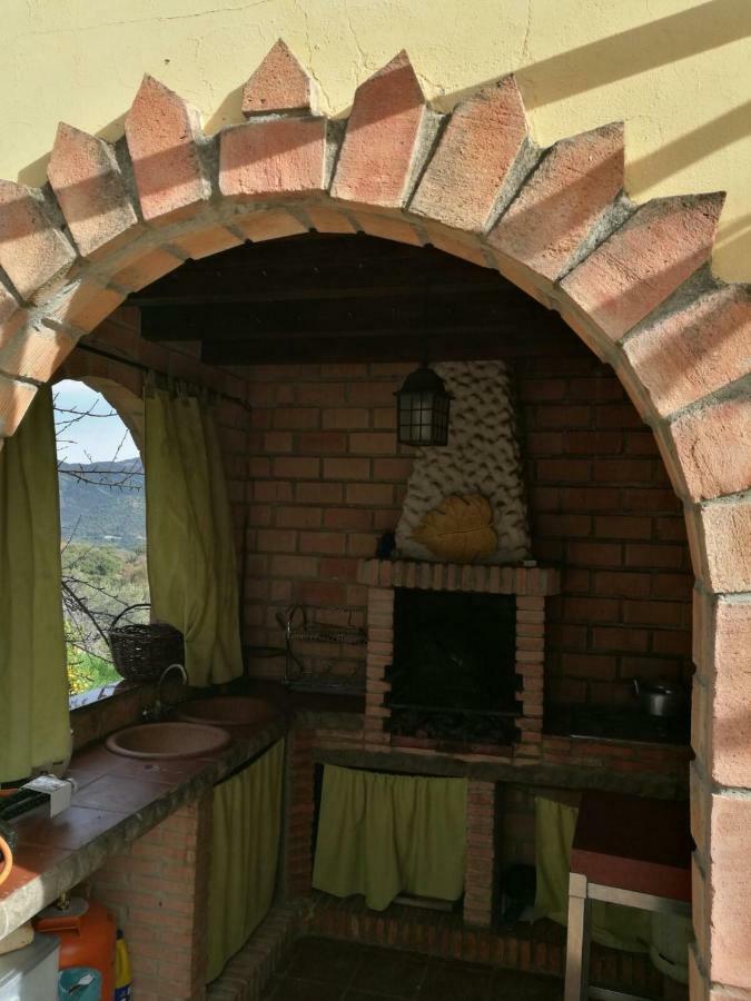 Hostal Casa el Pino Cortes de la Frontera Exterior foto