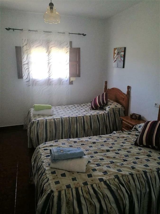 Hostal Casa el Pino Cortes de la Frontera Exterior foto